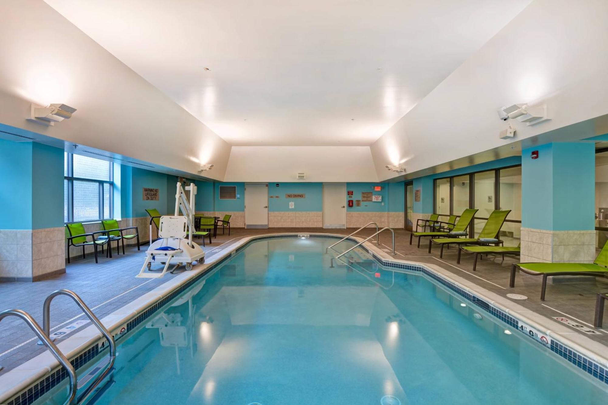 Springhill Suites By Marriott Cincinnati Midtown מראה חיצוני תמונה