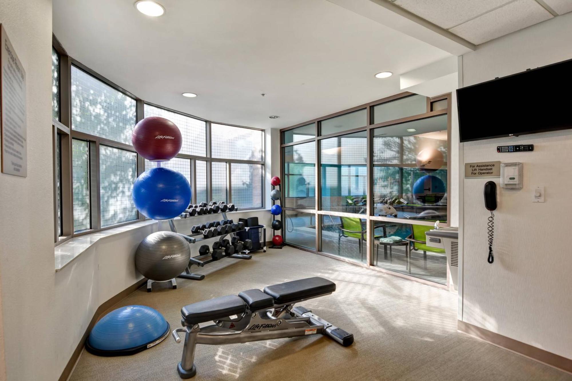 Springhill Suites By Marriott Cincinnati Midtown מראה חיצוני תמונה