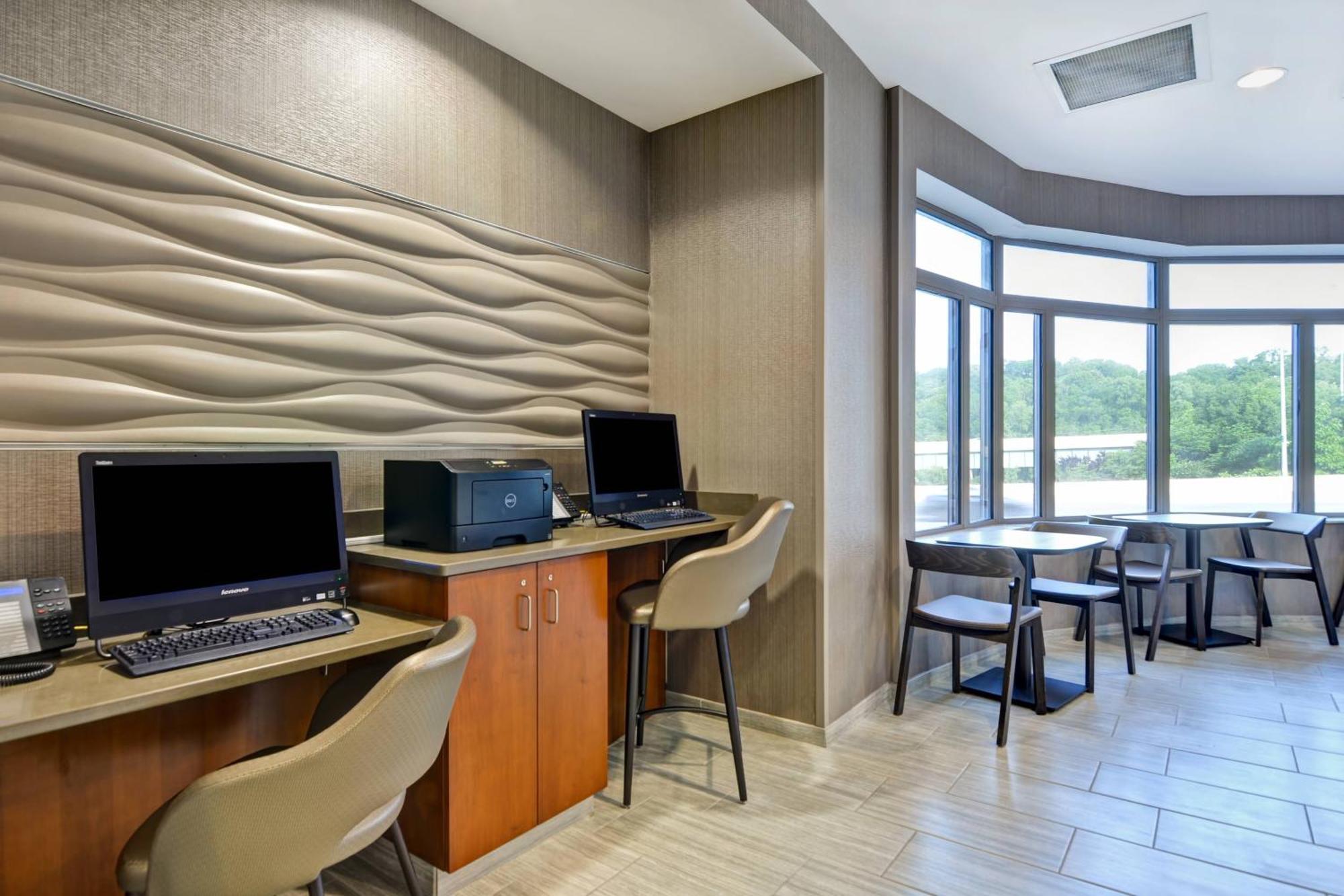 Springhill Suites By Marriott Cincinnati Midtown מראה חיצוני תמונה