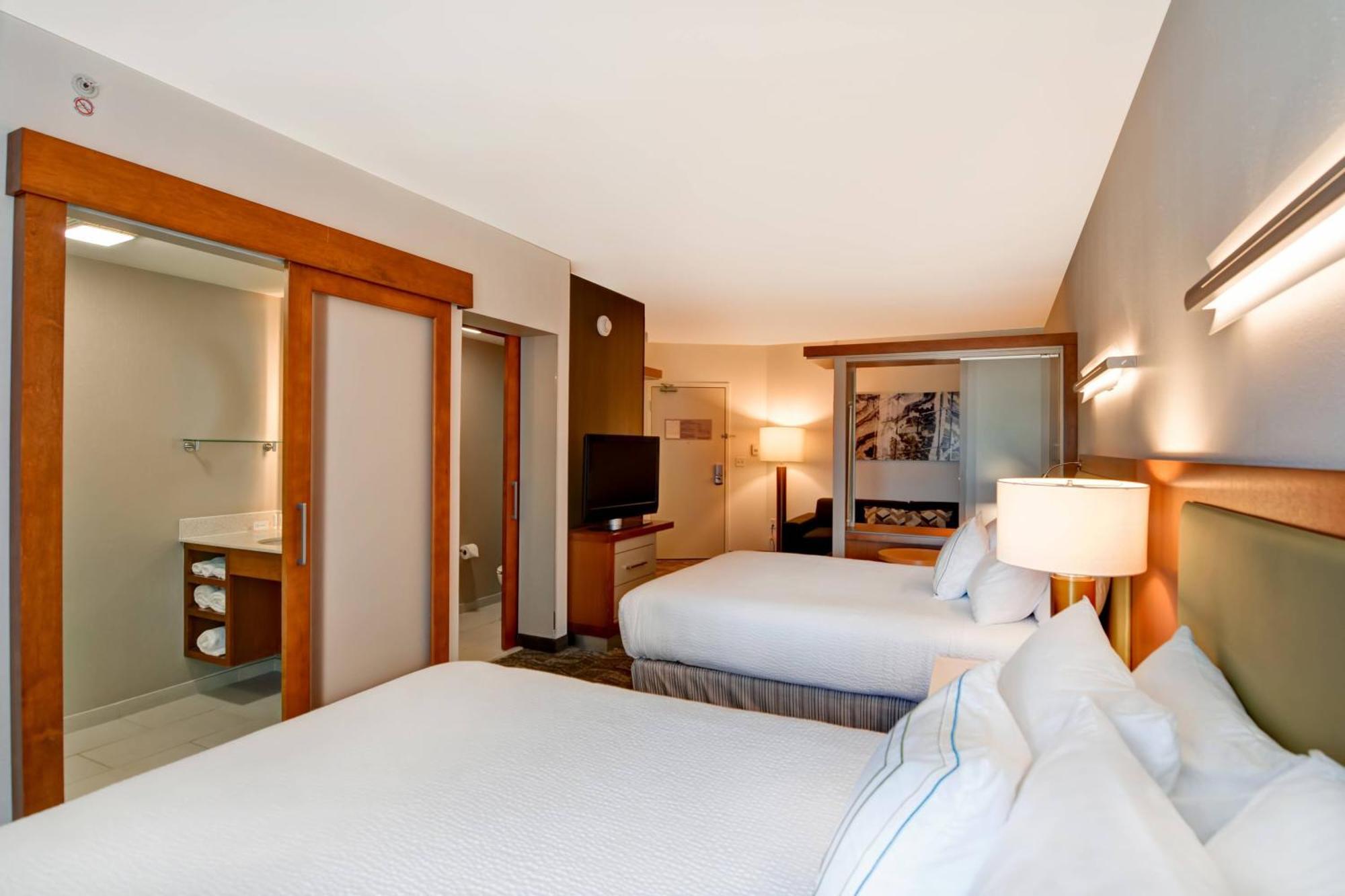 Springhill Suites By Marriott Cincinnati Midtown מראה חיצוני תמונה